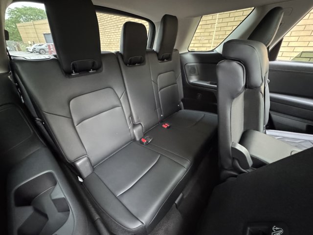 New 2026 Nissan Pathfinder Platinum AWD/4WD image 18