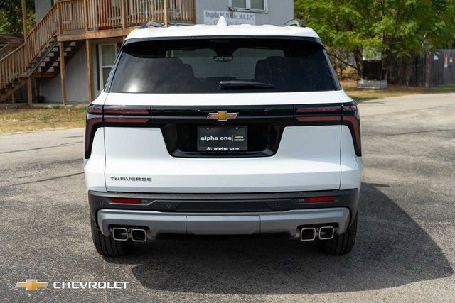 New 2026 Chevrolet Traverse LT w/ Enhanced Driving Package FWD image 6