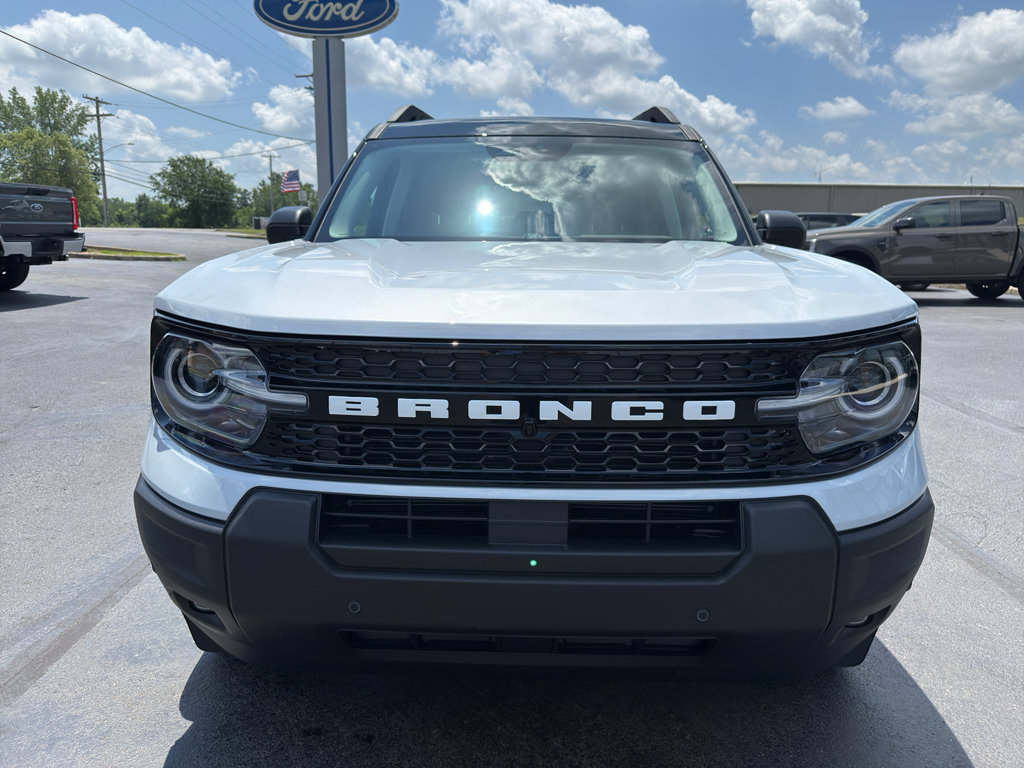 New 2026 Ford Bronco Sport Outer Banks w/ Outer Banks Tech Package+ AWD/4WD image 3