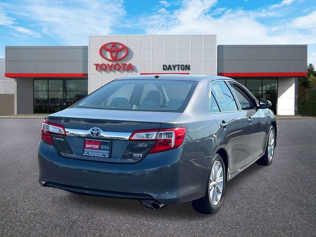 Used 2012 Toyota Camry XLE w/ Leather Pkg FWD image 5