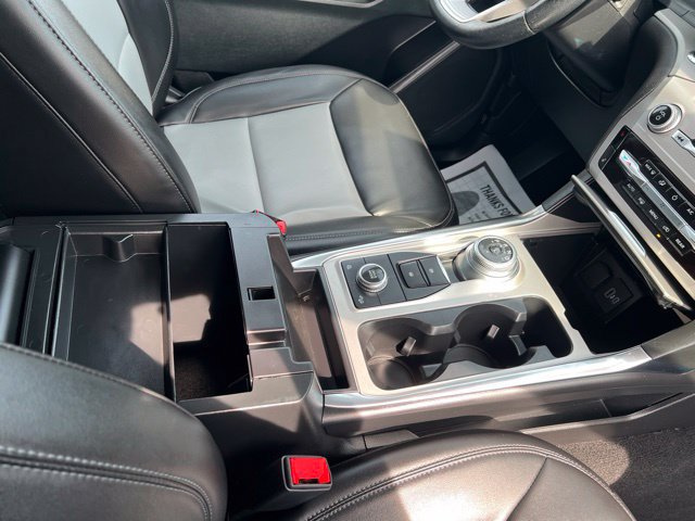Used 2023 Ford Explorer XLT w/ Equipment Group 202A AWD/4WD image 28