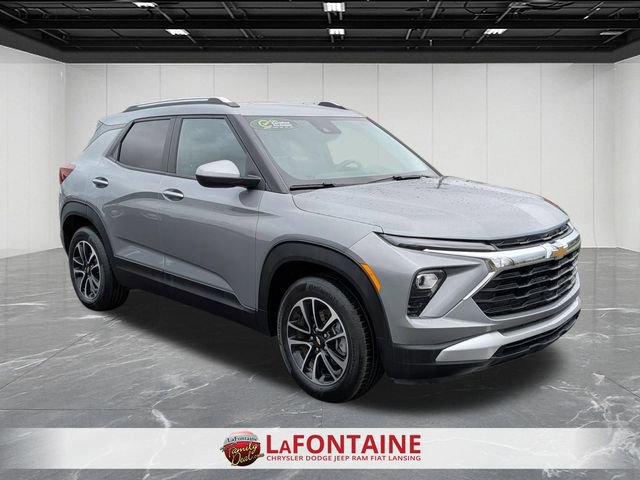 Used 2025 Chevrolet TrailBlazer LT FWD image 13