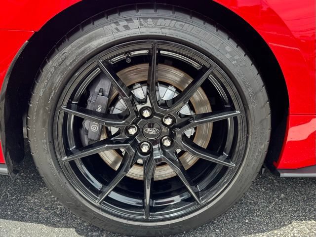Used 2020 Ford Mustang Shelby GT350 w/ Technology Package RWD image 20