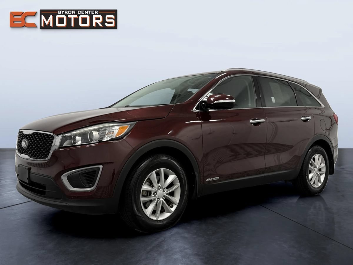 Used 2016 Kia Sorento LX w/ LX Convenience Package AWD/4WD image 2