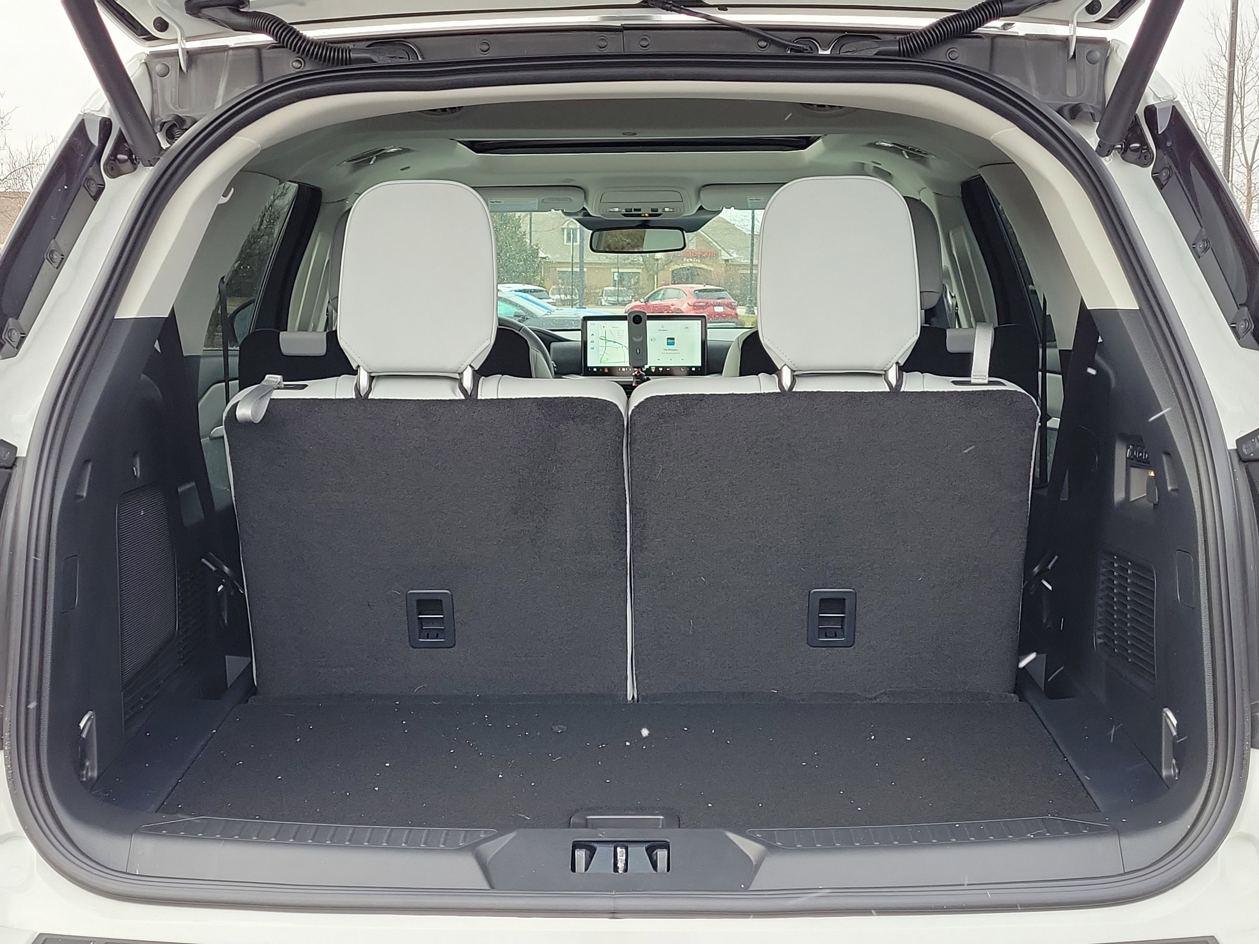 New 2026 Ford Explorer Platinum w/ LUX Leather Package image 8