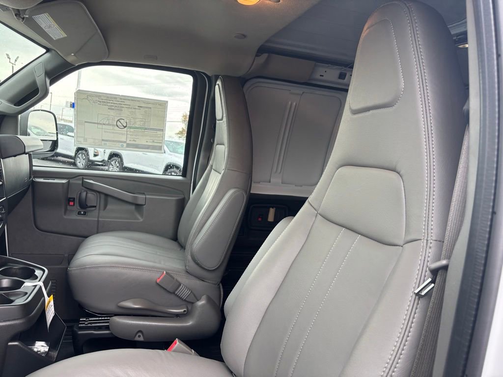 New 2025 Chevrolet Express 2500 w/ Driver Convenience Package RWD image 15
