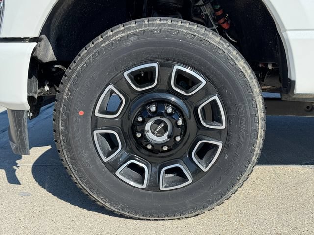 New 2026 Ford F350 Platinum w/ FX4 Off-Road Package AWD/4WD image 6