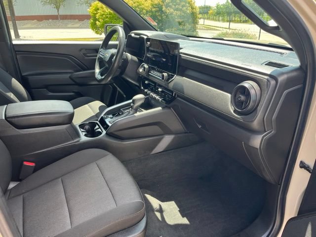 Used 2023 Chevrolet Colorado W/T w/ WT Convenience Package II RWD image 23