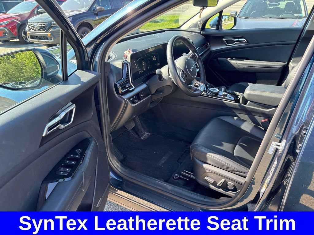 Used 2023 Kia Sportage EX AWD/4WD image 14