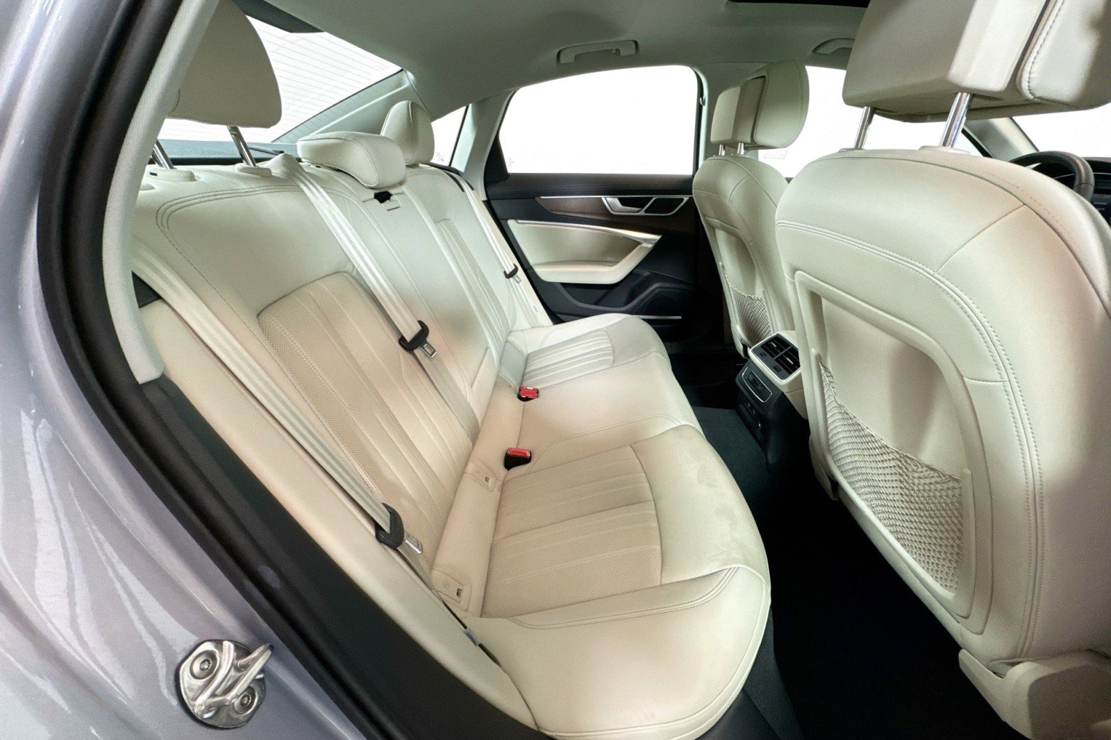 Used 2025 Audi A6 Premium w/ Convenience Plus Package image 26