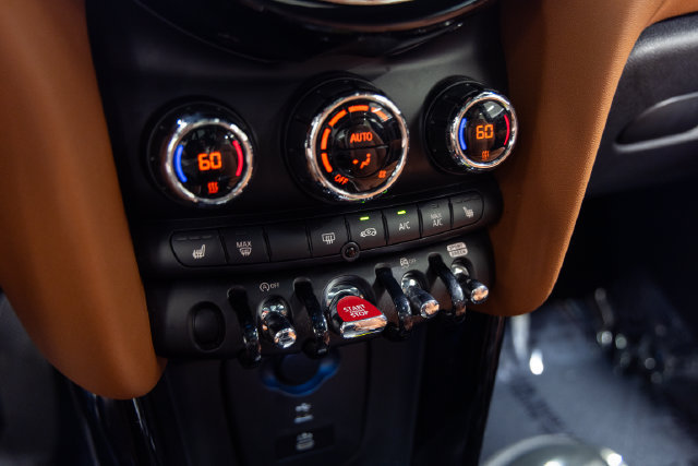 Used 2024 MINI Cooper S FWD image 16