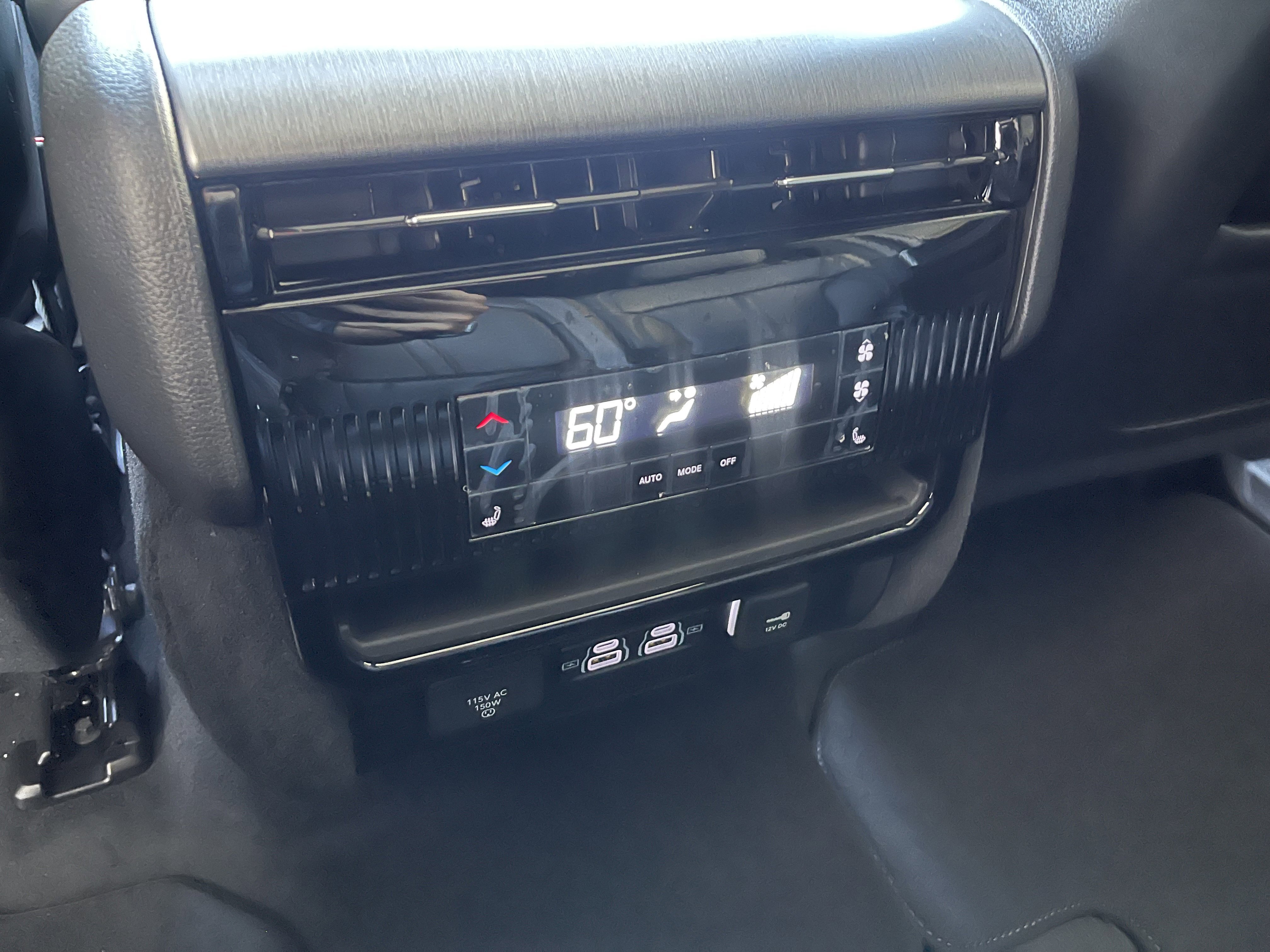 New 2026 Jeep Grand Wagoneer L Limited AWD/4WD image 22