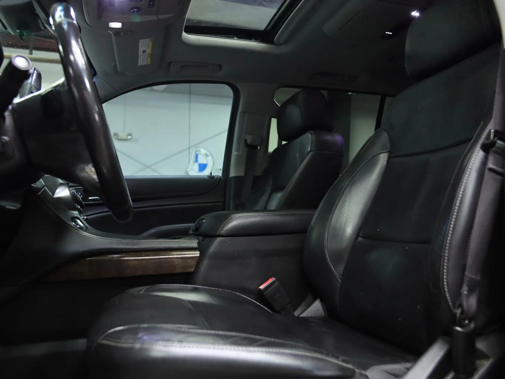Used 2016 Chevrolet Suburban LT image 19