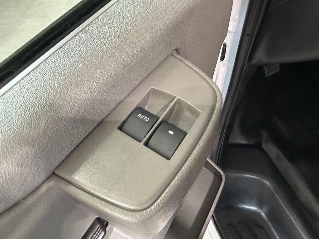 New 2026 Chevrolet Express 3500 w/ Power Convenience Package RWD image 16
