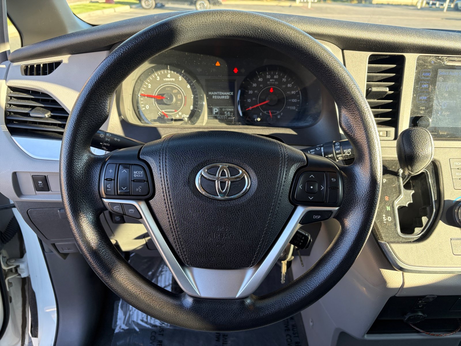 Used 2017 Toyota Sienna LE FWD image 12