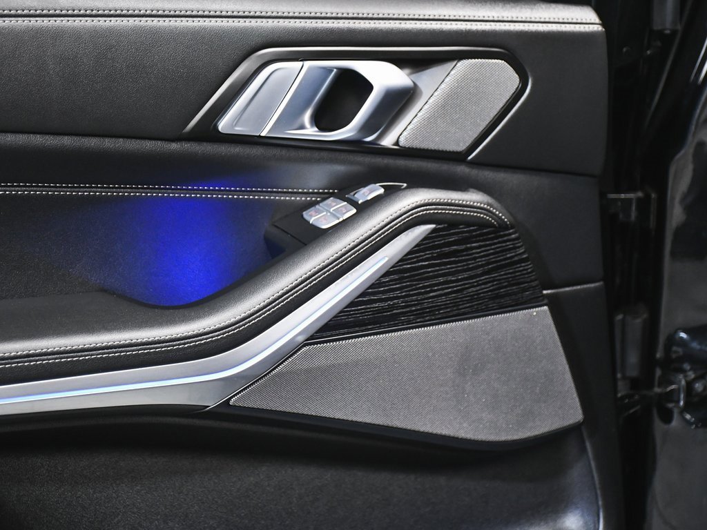 Used 2024 BMW X7 xDrive40i w/ Executive Package image 14