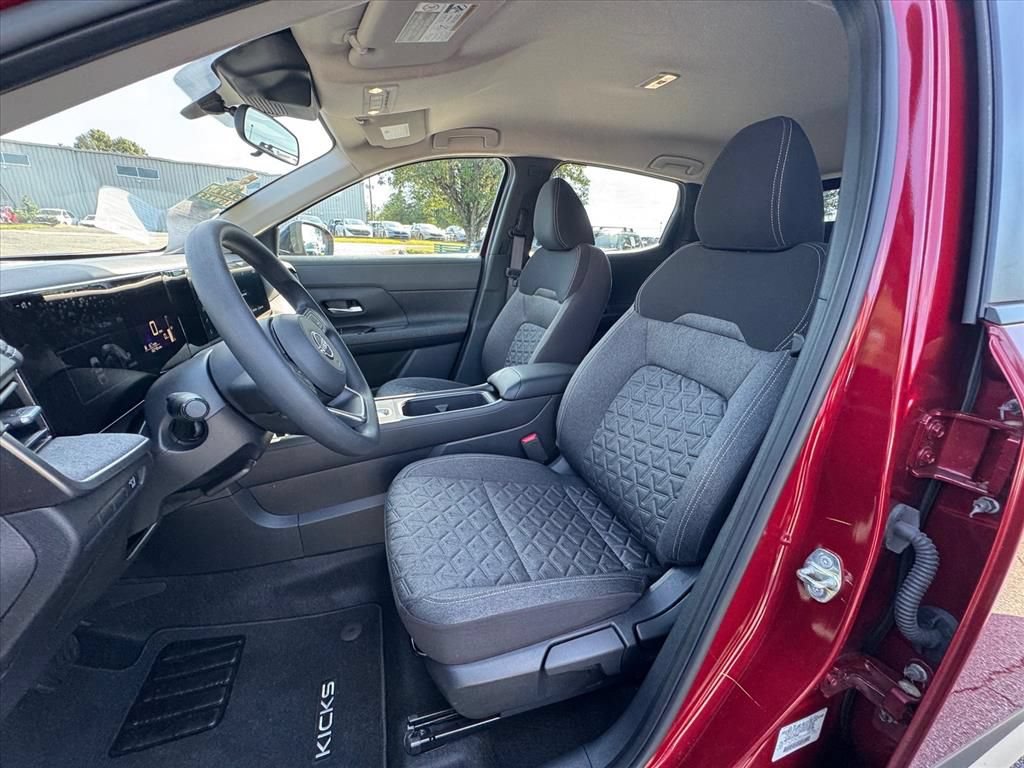 Certified 2025 Nissan Kicks SV FWD image 14
