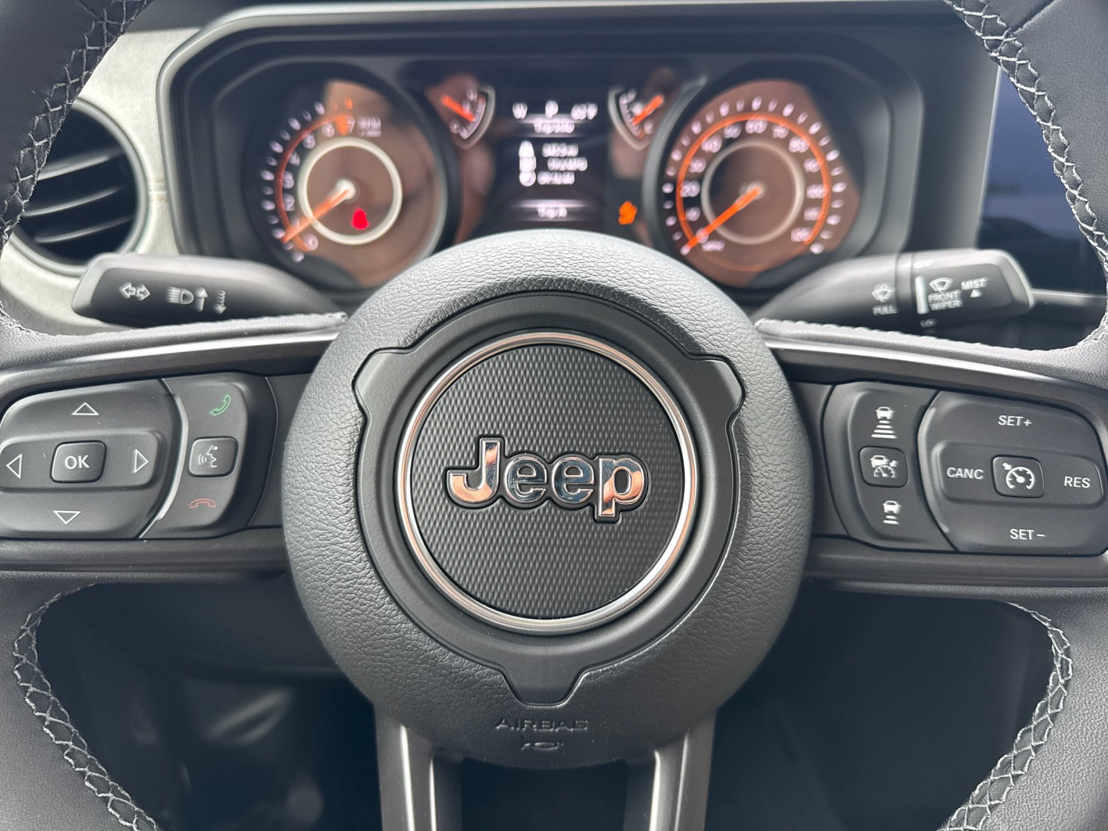 New 2026 Jeep Gladiator Sport AWD/4WD image 22