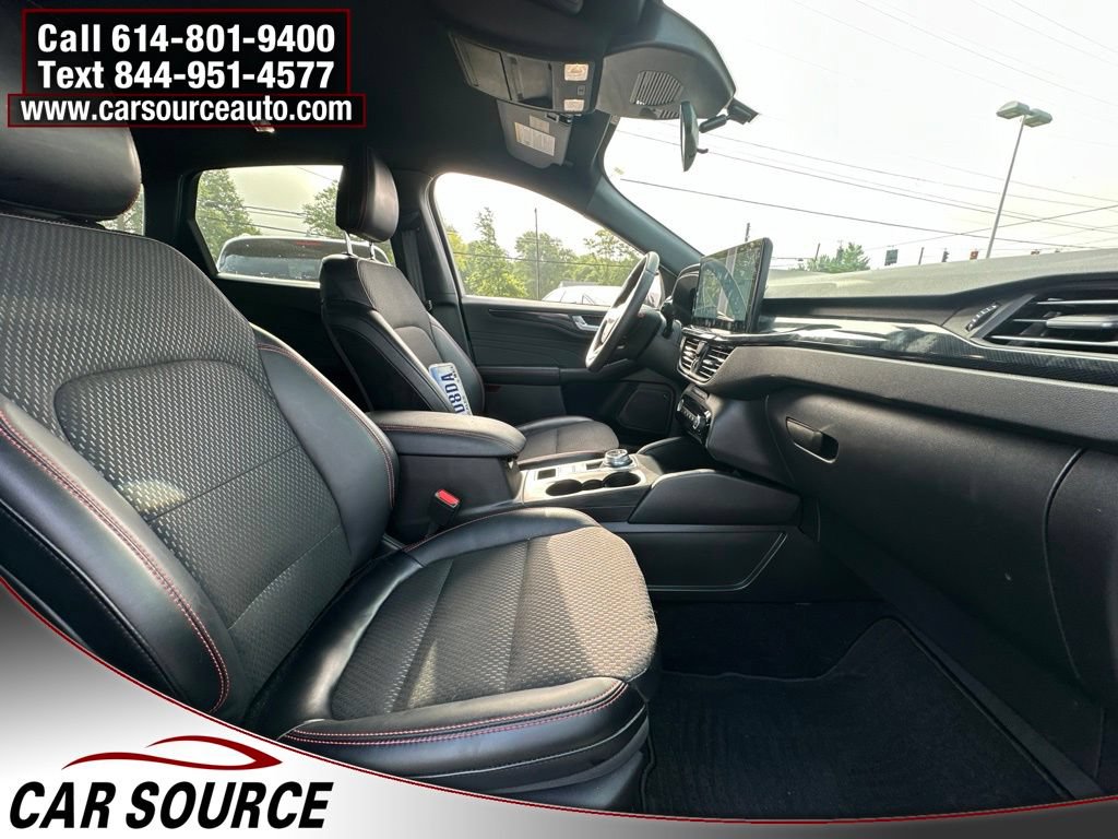 Used 2025 Ford Escape ST-Line Select w/ Tech Pack #2 AWD/4WD image 28