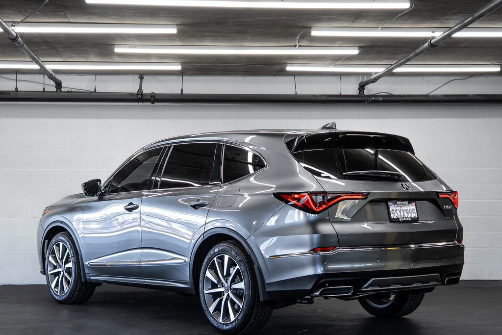 Certified 2025 Acura MDX w/ Technology Package image 3