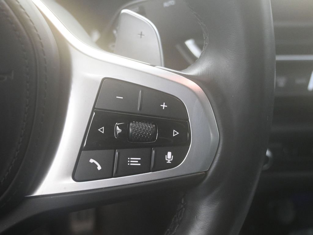 Used 2025 BMW Z4 sDrive30i image 21