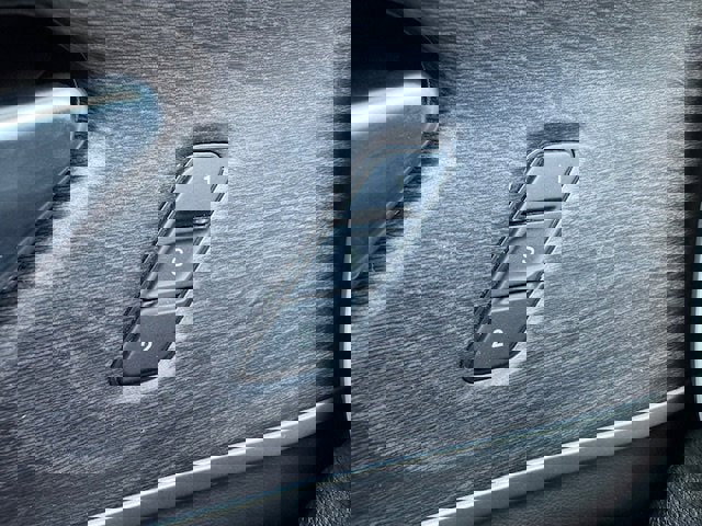 Used 2021 Jeep Grand Cherokee L Limited image 22