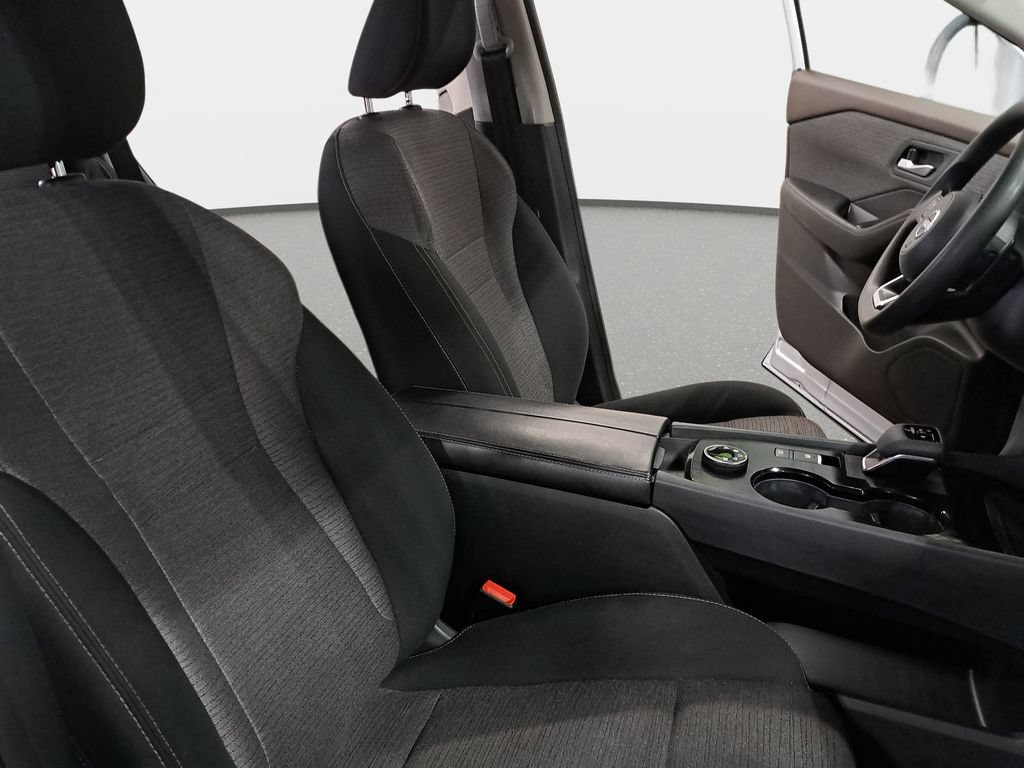 Used 2023 Nissan Rogue SV AWD/4WD image 11