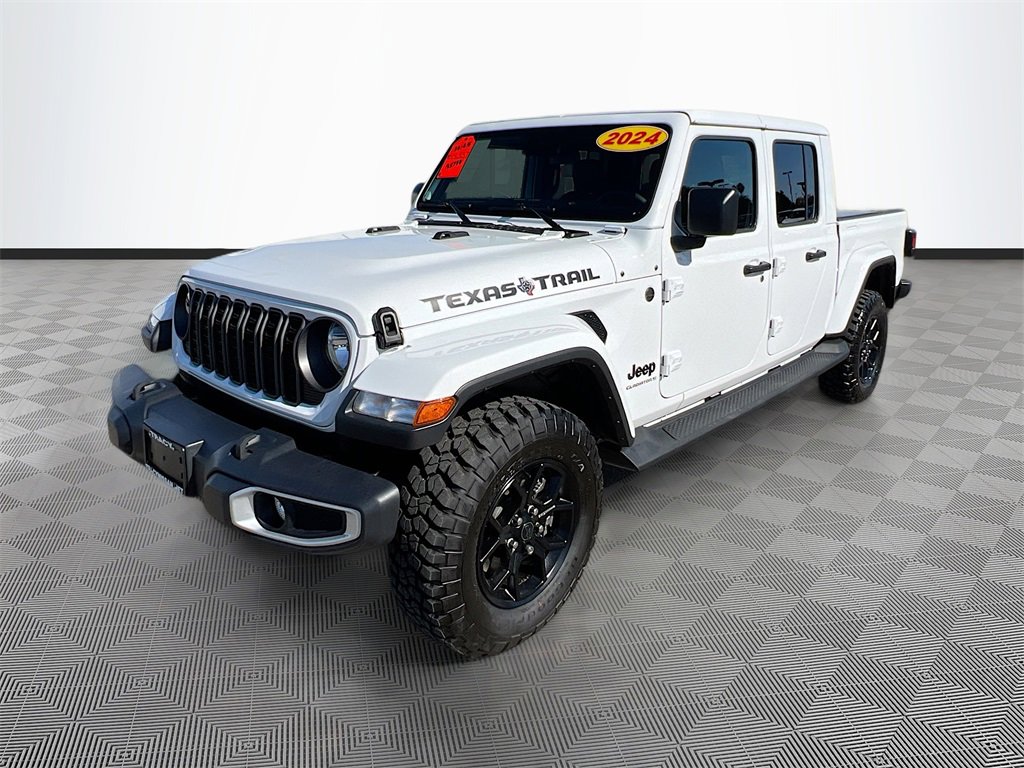 Used 2024 Jeep Gladiator Willys image 3