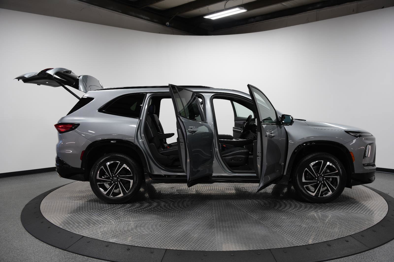 New 2026 Buick Enclave Sport Touring image 10