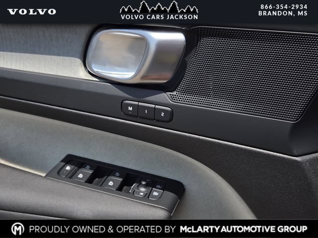 Certified 2026 Volvo XC40 B5 Plus w/ Protection Package Premier AWD/4WD image 18