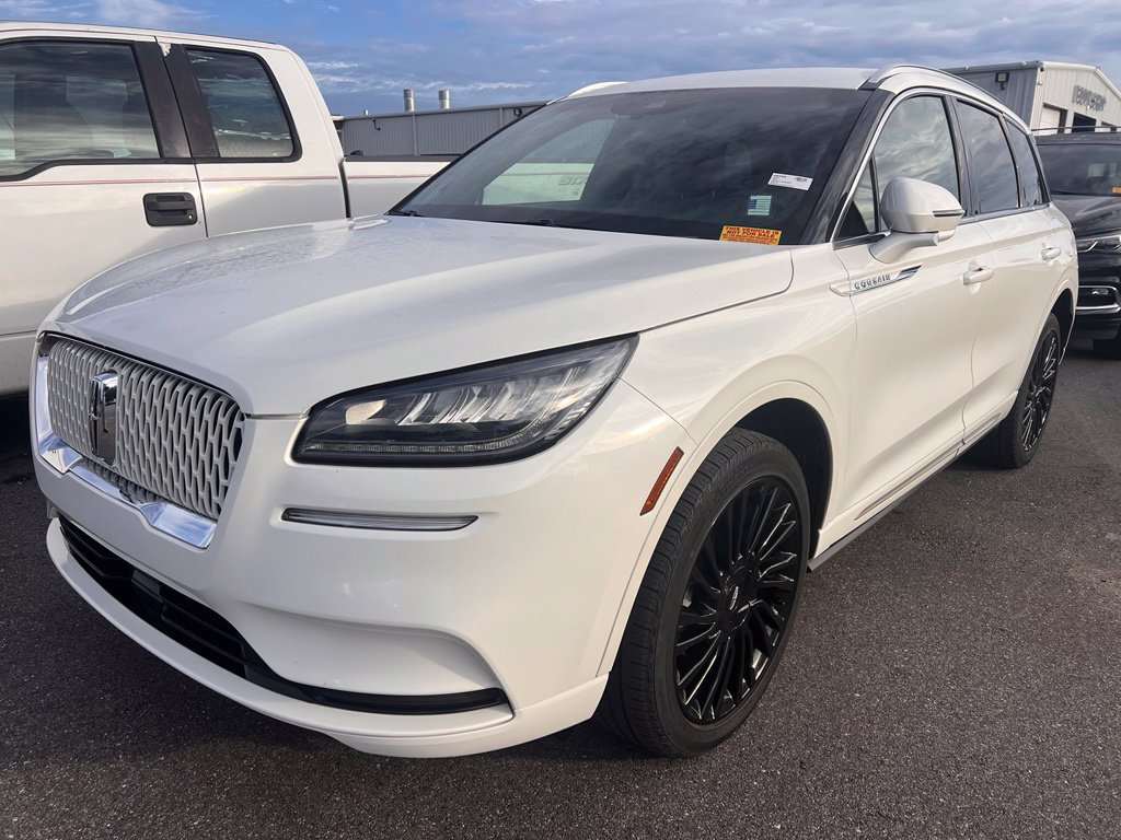 Certified 2022 Lincoln Corsair Reserve FWD image 2