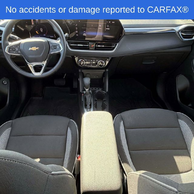 Used 2025 Chevrolet TrailBlazer LT w/ Convenience Package FWD image 14