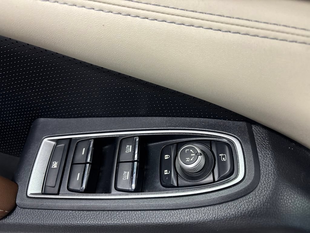 Used 2022 Subaru Ascent Touring AWD/4WD image 31