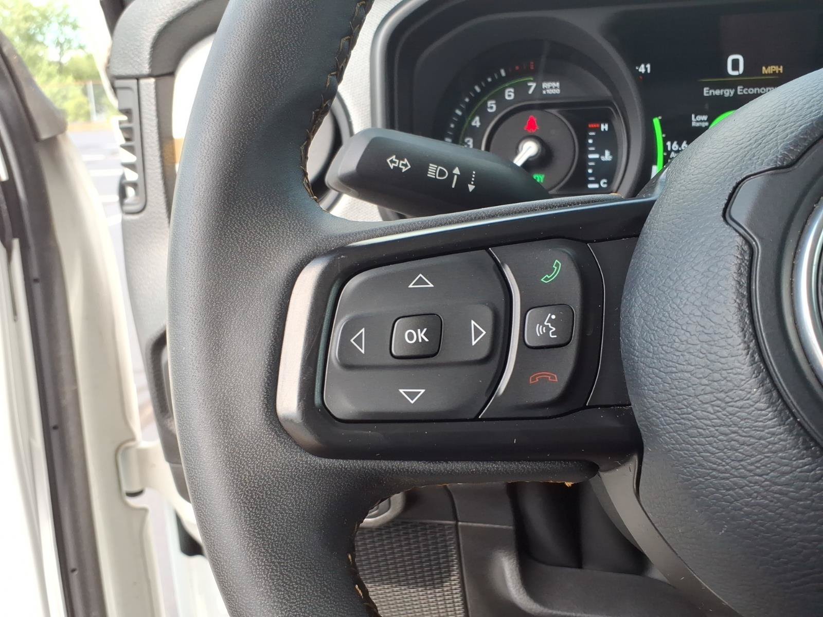 Used 2024 Jeep Wrangler Unlimited AWD/4WD image 23