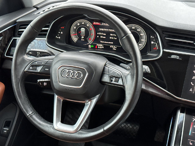 Used 2022 Audi Q8 Premium Plus AWD/4WD image 14