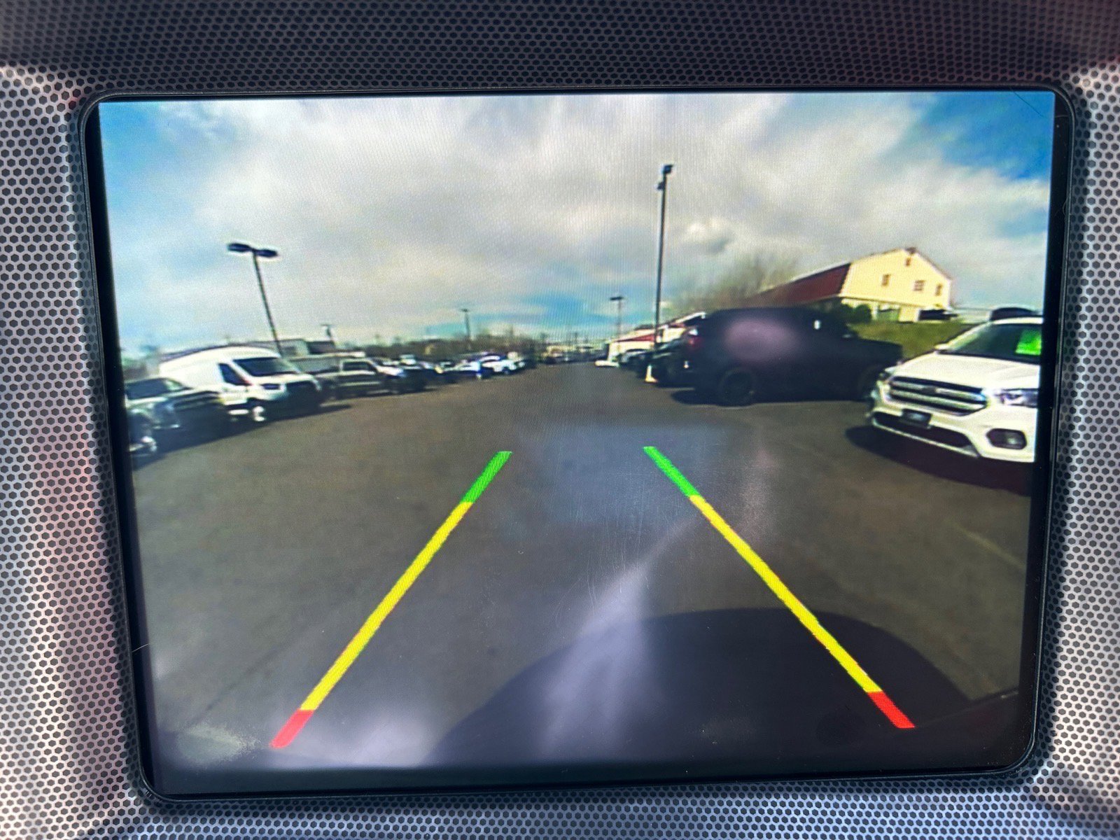 Used 2017 Dodge Charger R/T w/ Premium Group image 27