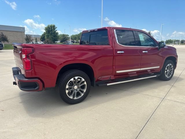 Used 2025 Chevrolet Silverado 1500 High Country AWD/4WD image 42
