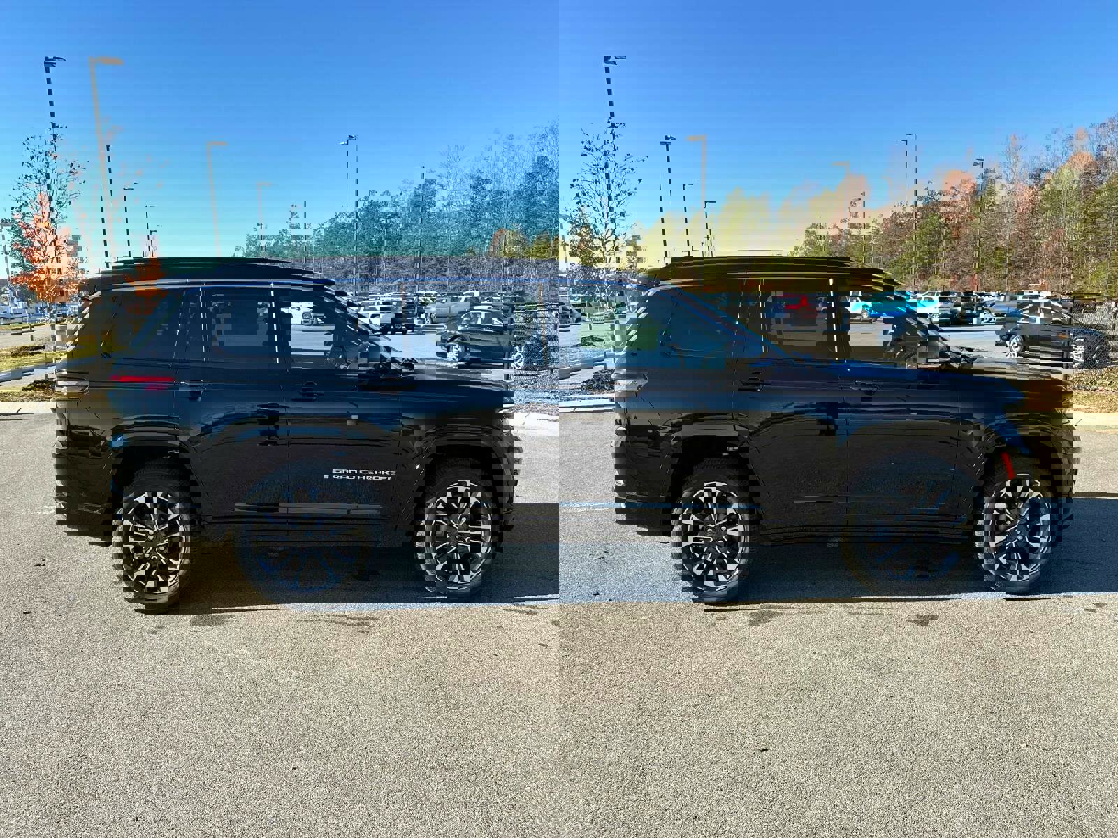 New 2025 Jeep Grand Cherokee L Overland w/ Advanced Protech Group III image 3