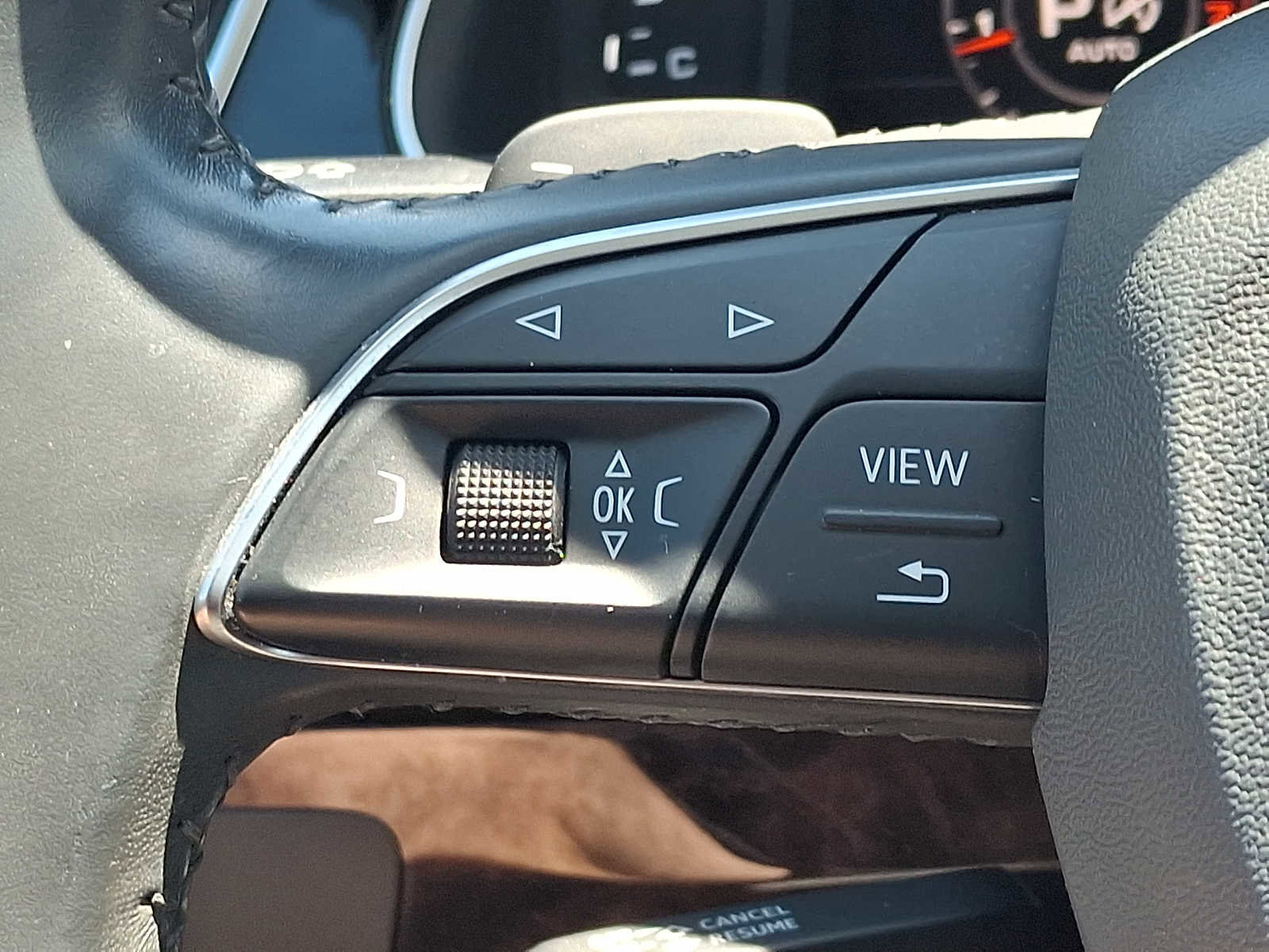 Used 2018 Audi Q7 3.0T Premium Plus w/ Premium Plus Package AWD/4WD image 23