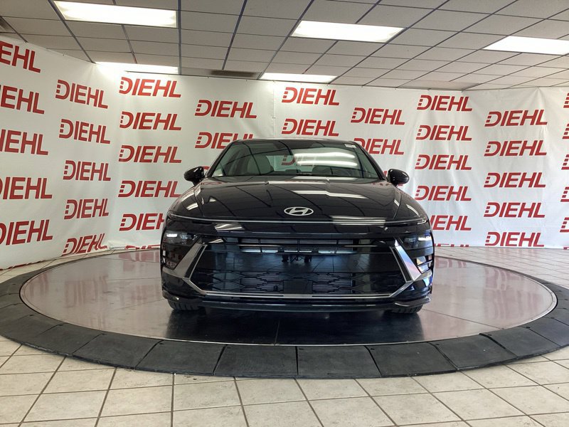 New 2026 Hyundai Sonata SEL FWD image 2