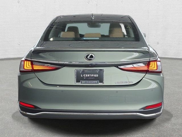 Certified 2025 Lexus ES 300h w/ Premium Package image 6