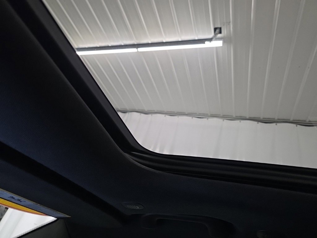 Used 2024 Jeep Grand Cherokee Overland w/ Luxury Tech Group IV image 23