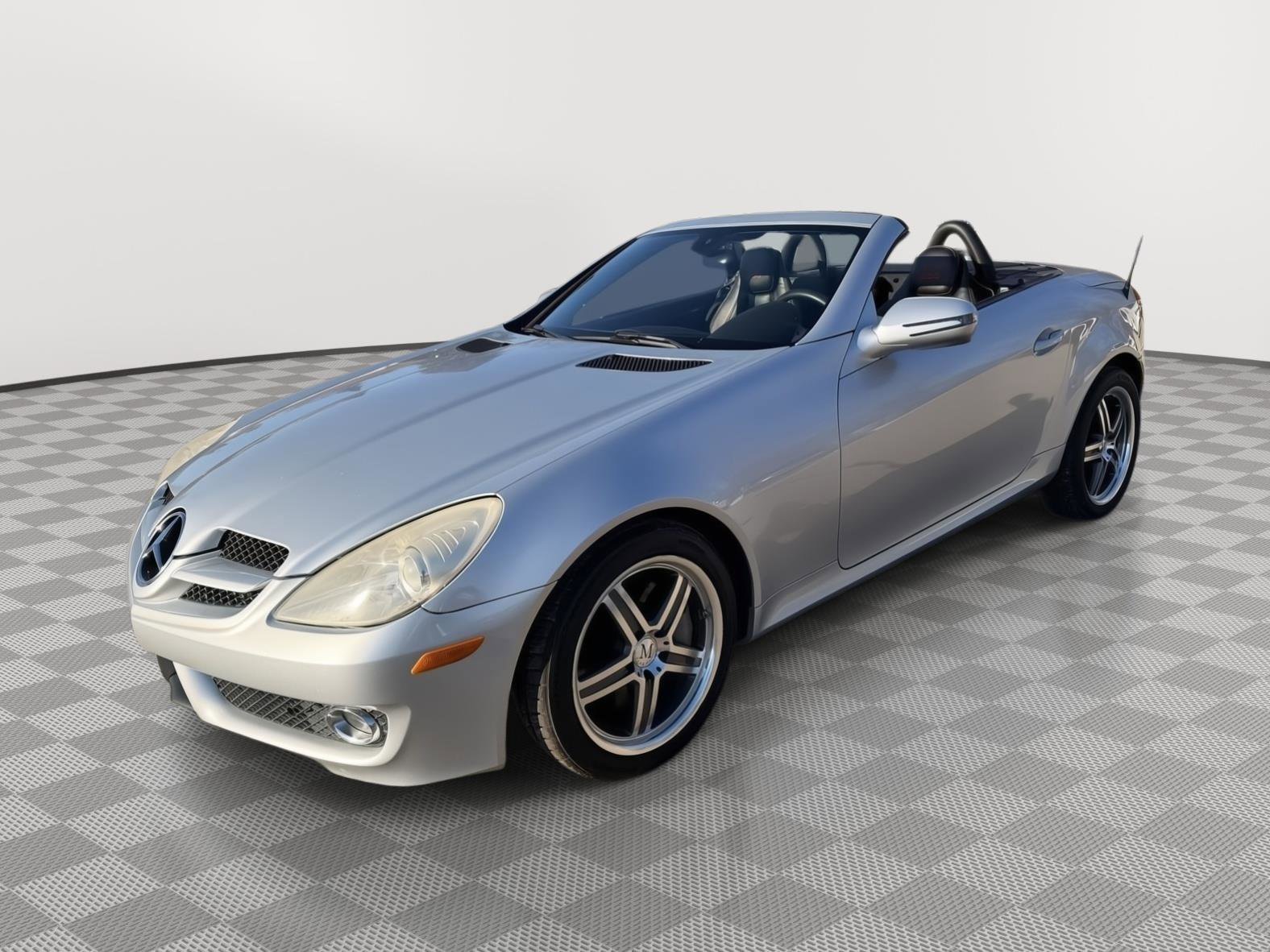 Used 2009 Mercedes-Benz SLK 350 image 3