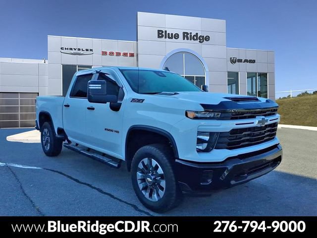 Used 2024 Chevrolet Silverado 2500 Custom w/ Custom Value Package AWD/4WD image 1