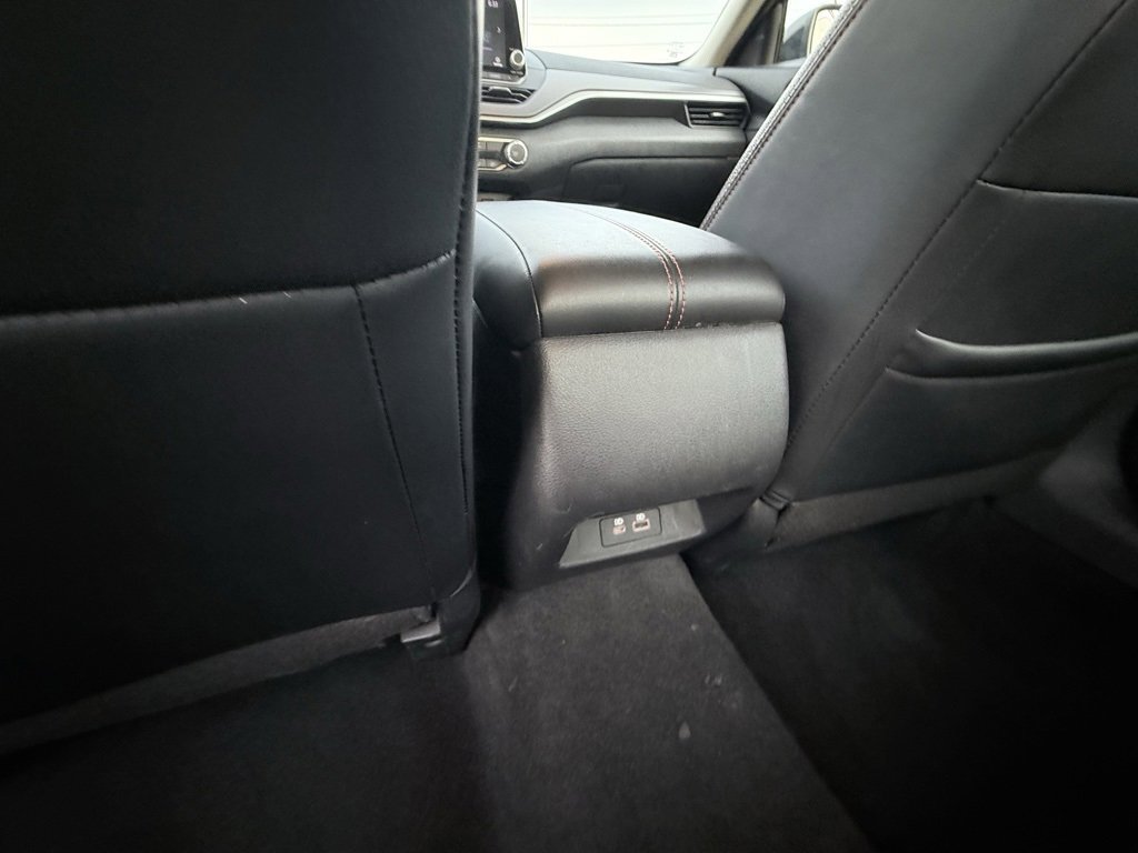 Used 2024 Nissan Altima 2.5 SR image 25