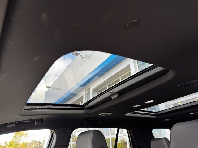 Certified 2023 Chevrolet Traverse RS w/ LPO, Floor Liner Package image 6