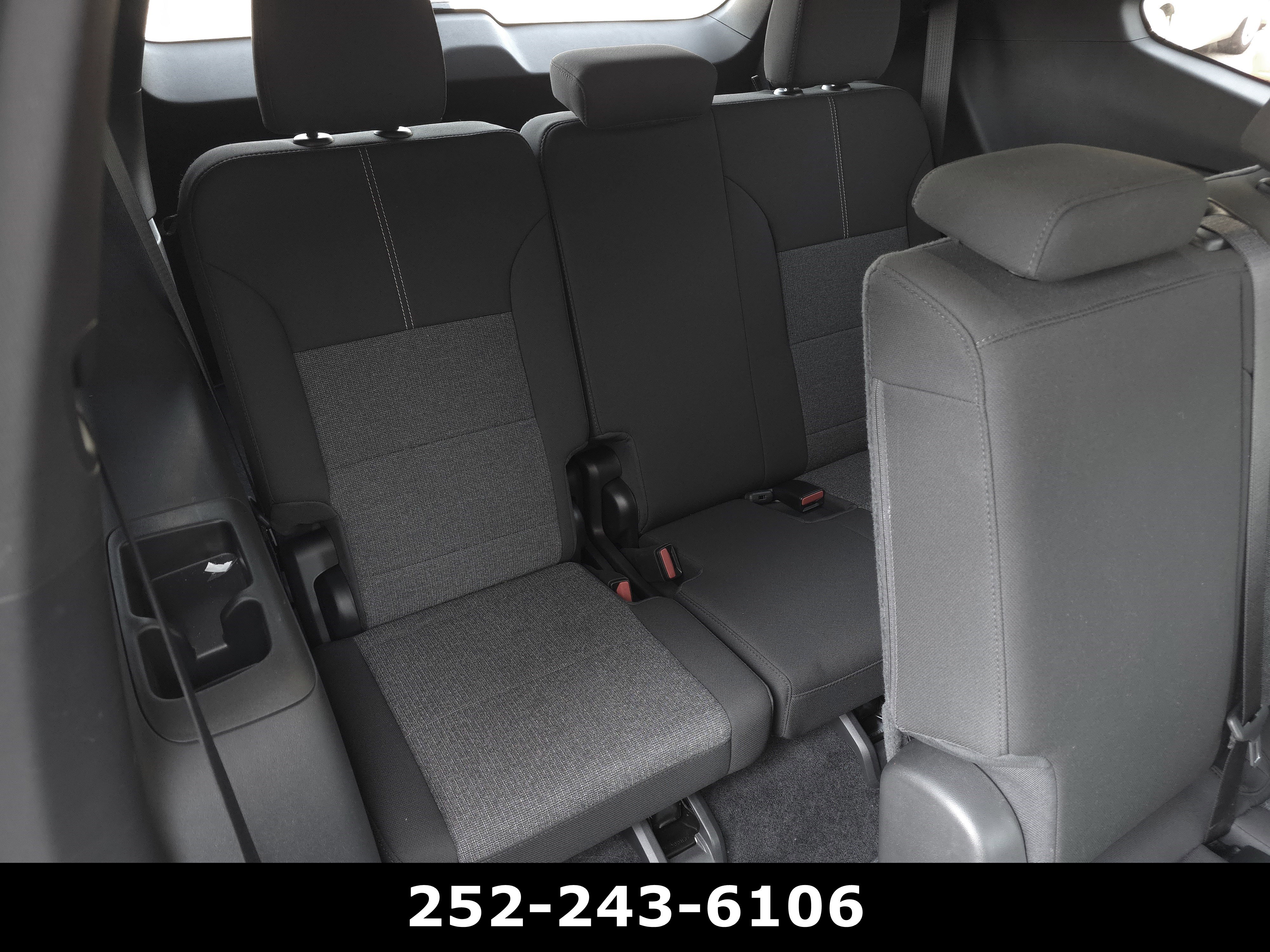 Used 2025 GMC Acadia Elevation FWD image 38