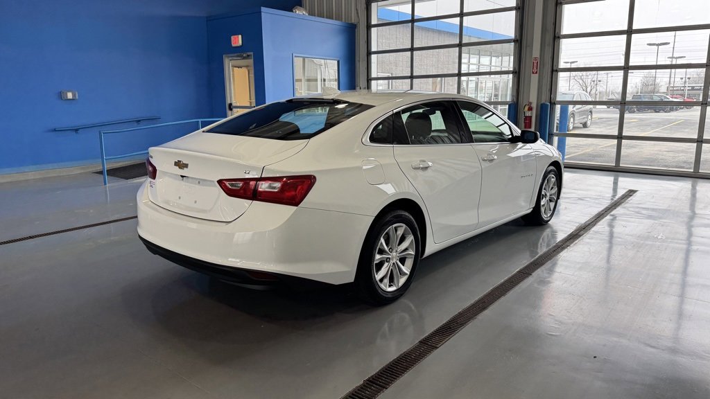 Used 2023 Chevrolet Malibu LT image 7