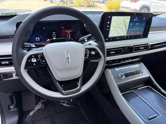 New 2026 Lincoln Aviator AWD image 17