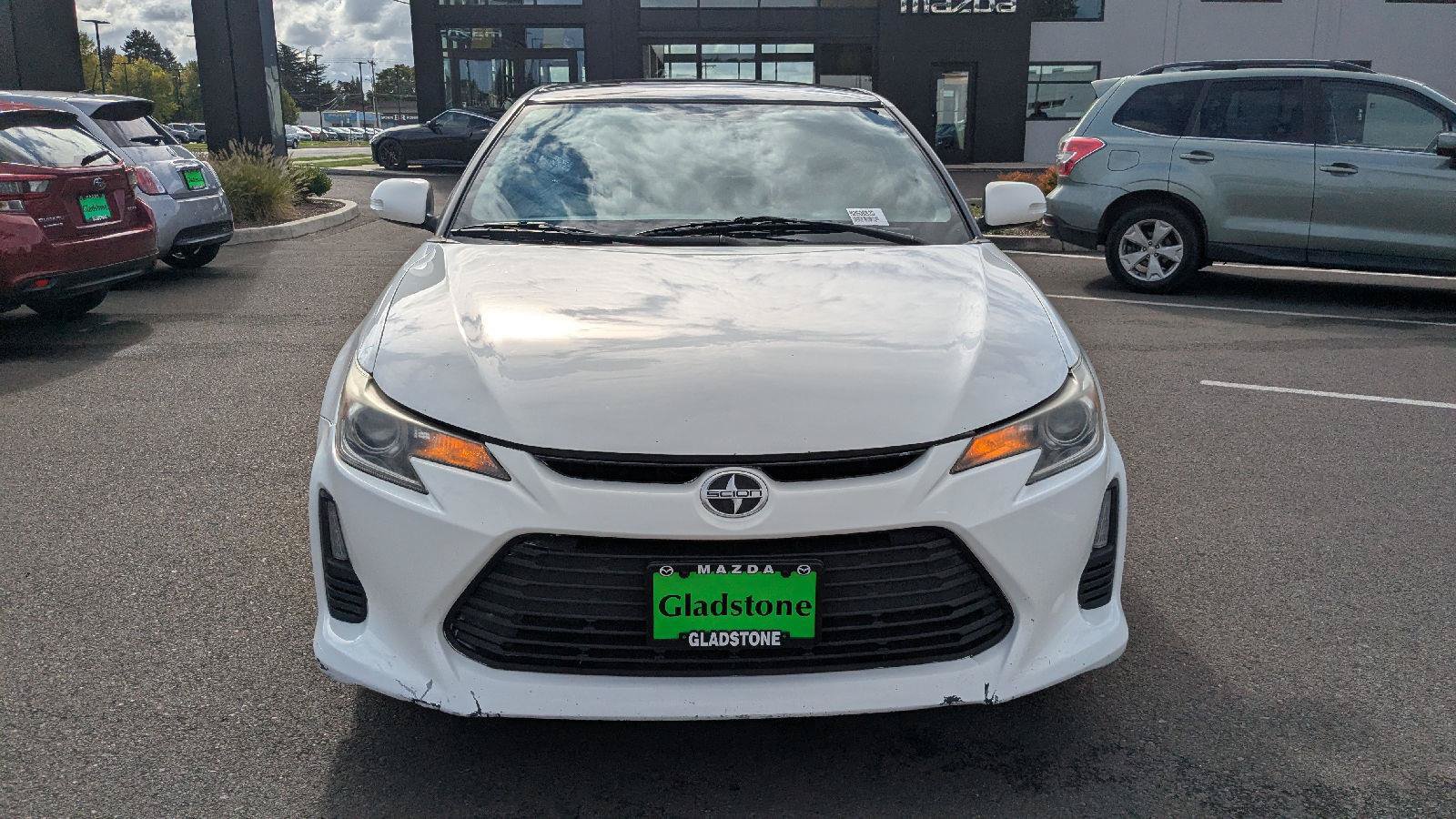 Used 2014 Scion tC FWD image 9